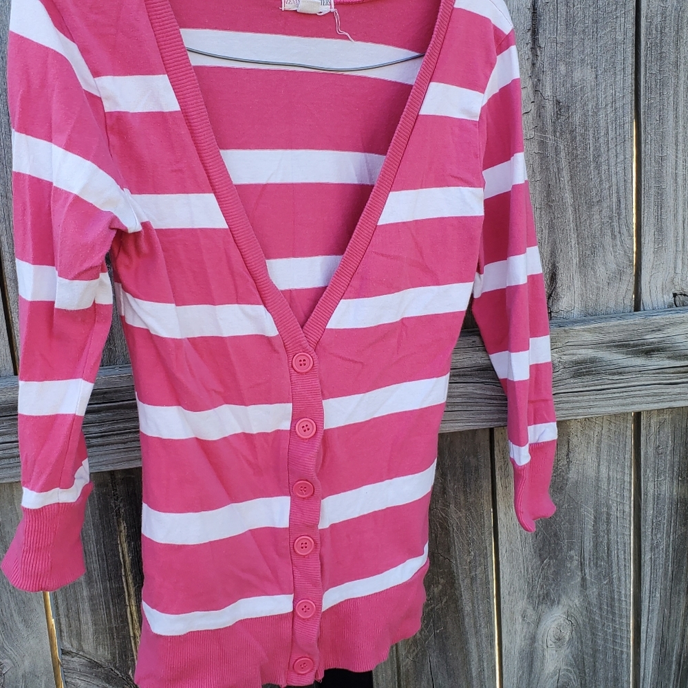 3 quarter sleeve sweater